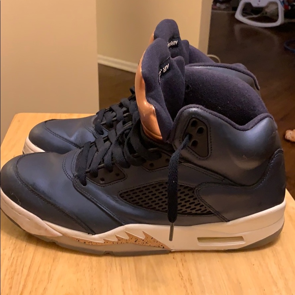 Jordan 5 - Picture 2 of 4